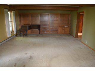 Home in Dekalb County, Indiana - FARM AUCTION - 4 BEDROOM HOME, BUILDINGS, 70+/- ACRES OFFERED IN 5 TRACTS IN DEKALB COUNTY, INDIANA