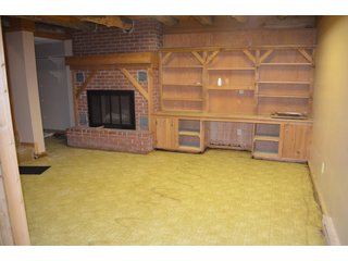 Home in Dekalb County, Indiana - FARM AUCTION - 4 BEDROOM HOME, BUILDINGS, 70+/- ACRES OFFERED IN 5 TRACTS IN DEKALB COUNTY, INDIANA