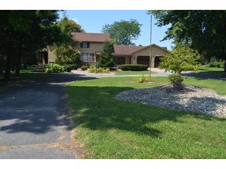 House and Barn in Dekalb County, Indiana - FARM AUCTION - 4 BEDROOM HOME, BUILDINGS, 70+/- ACRES OFFERED IN 5 TRACTS IN DEKALB COUNTY, INDIANA