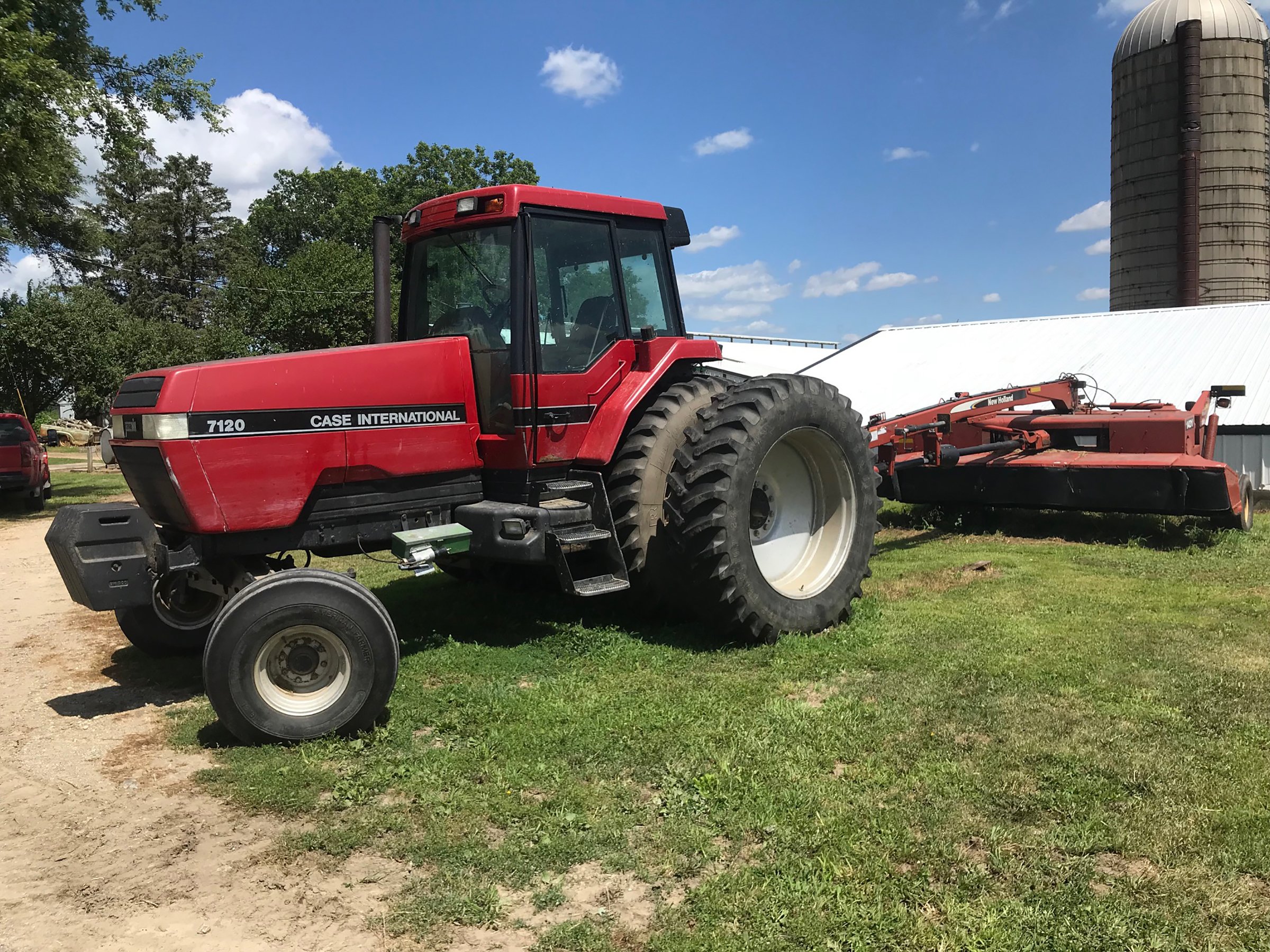 Property photo 2 - FARM & DAIRY EQUIPMENT AUCTION IN STEUBEN COUNTY, INDIANA