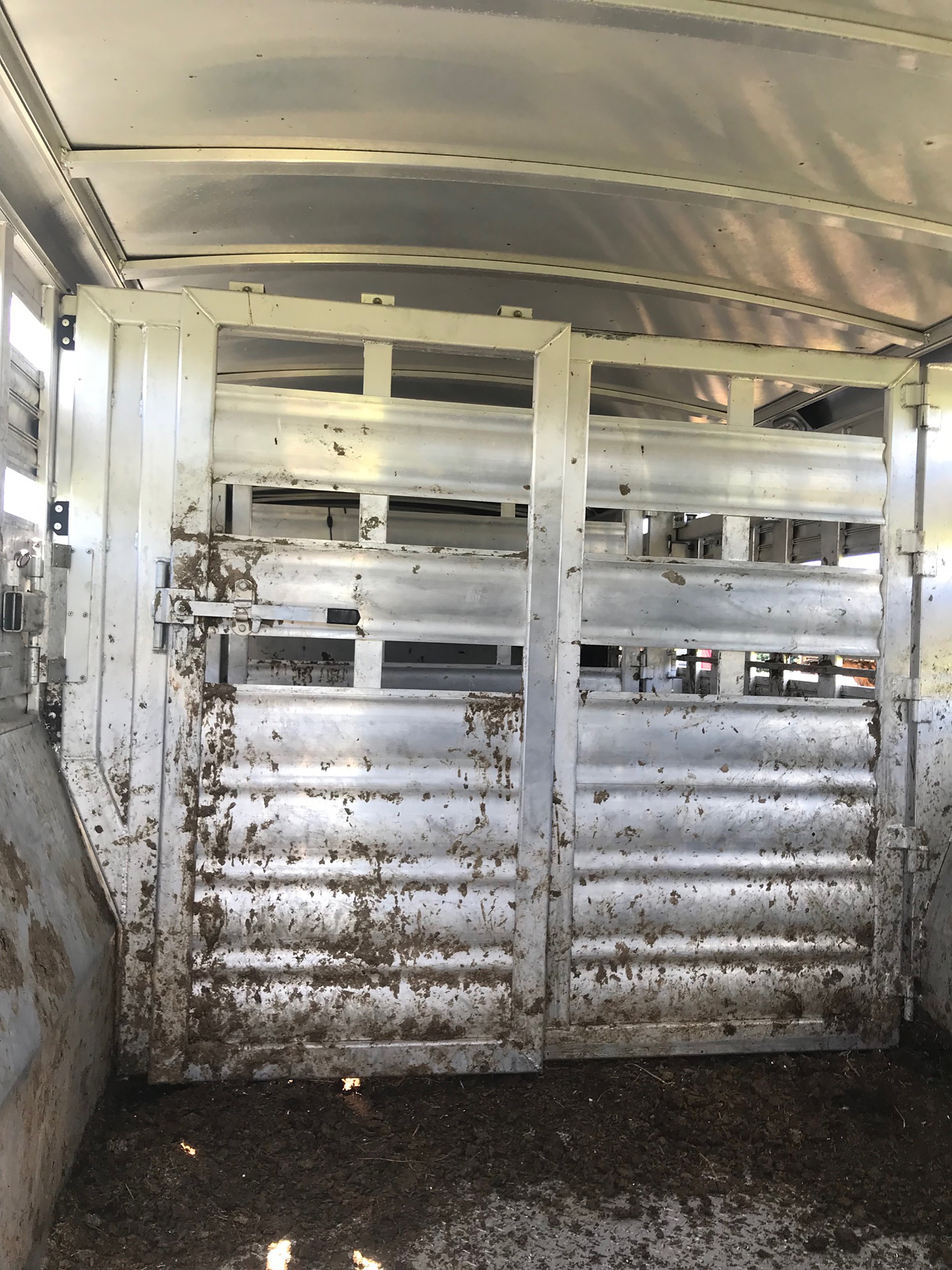 Property photo 35 - FARM & DAIRY EQUIPMENT AUCTION IN STEUBEN COUNTY, INDIANA