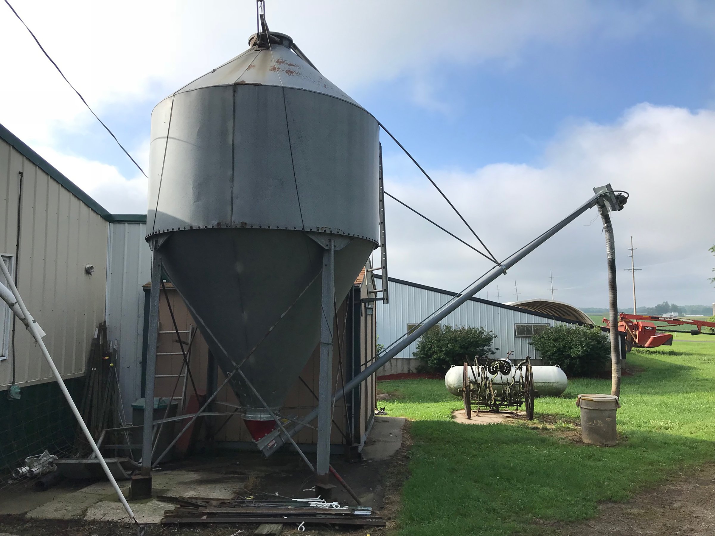 Property photo 43 - FARM & DAIRY EQUIPMENT AUCTION IN STEUBEN COUNTY, INDIANA