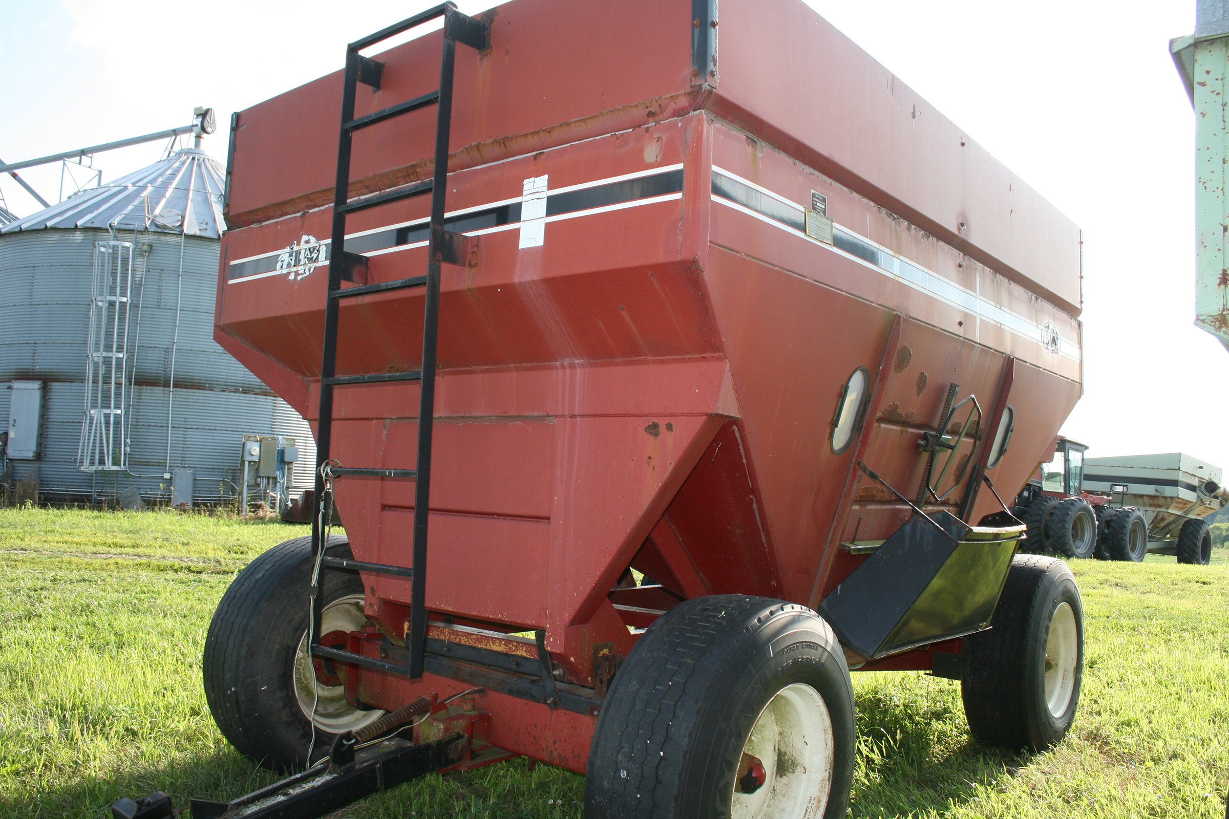 Property photo 22 - FARM EQUIPMENT AUCTION IN KOSCIUSKO COUNTY, INDIANA