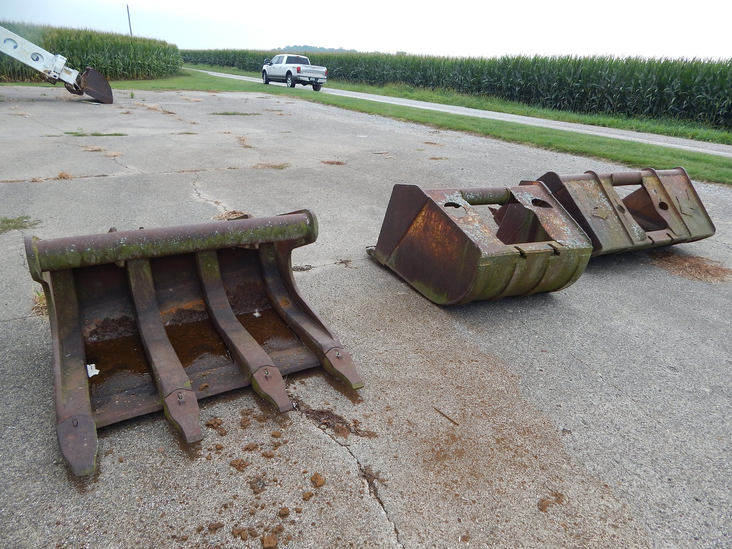 Property photo 36 - FARM EQUIPMENT AUCTION IN CASS COUNTY, INDIANA