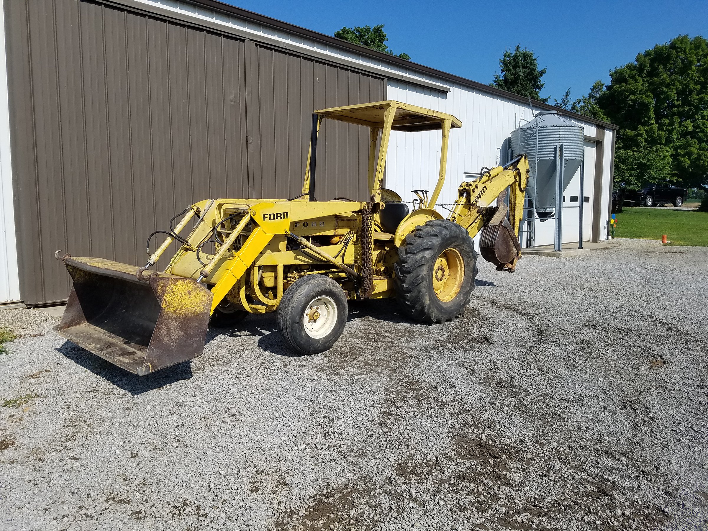 Property photo 11 - FARM EQUIPMENT AUCTION IN NOBLE COUNTY, INDIANA