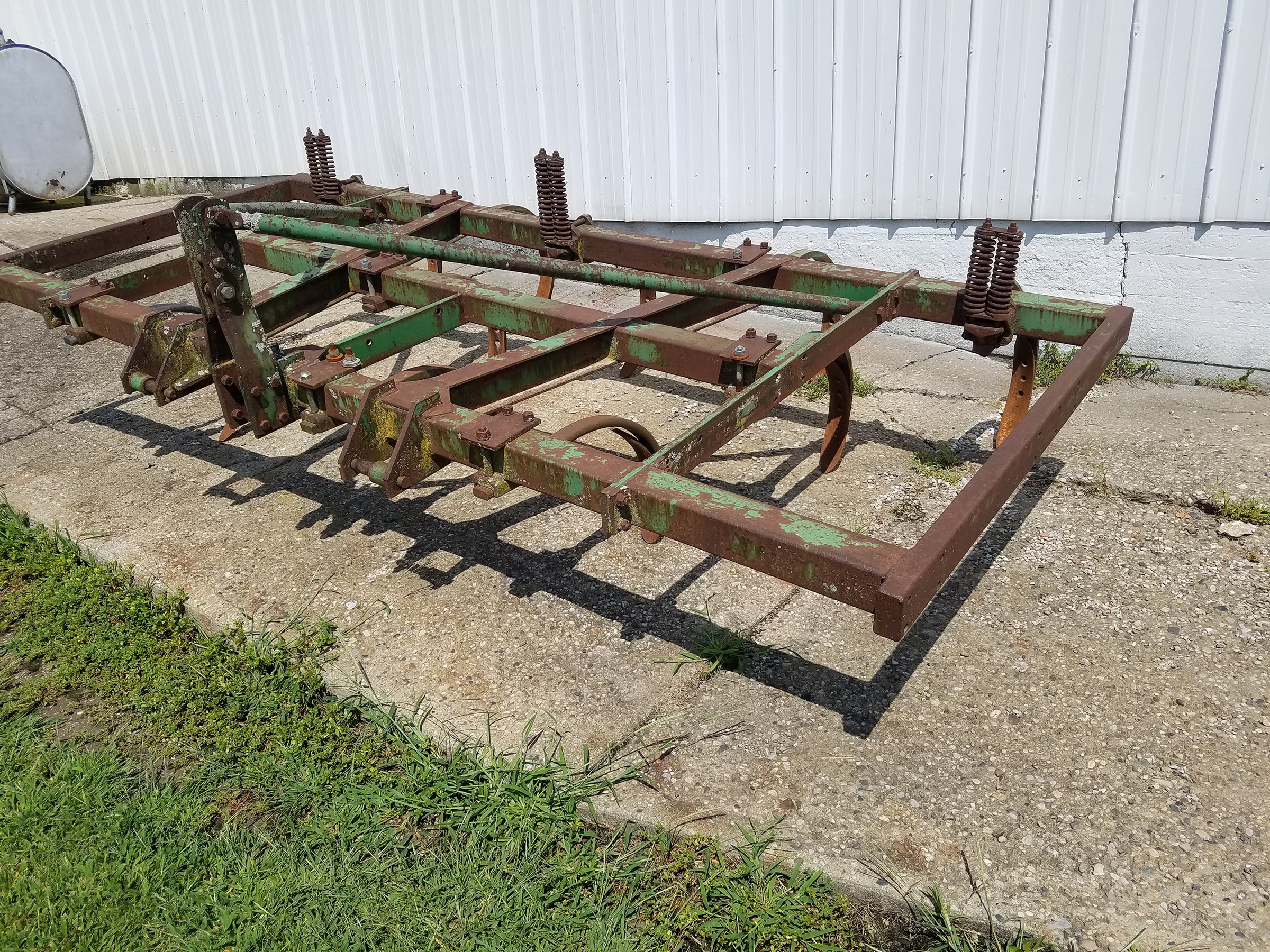 Property photo 46 - FARM EQUIPMENT AUCTION IN NOBLE COUNTY, INDIANA