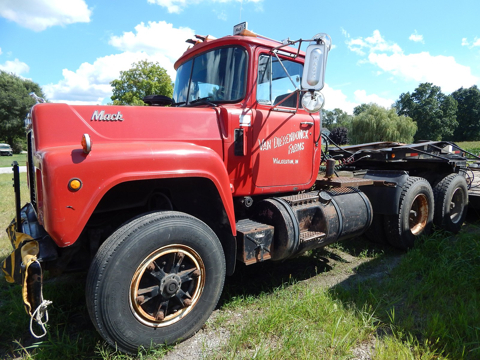 Property photo 13 - ABSOLUTE FARM EQUIPMENT AUCTION IN LAPORTE COUNTY, INDIANA