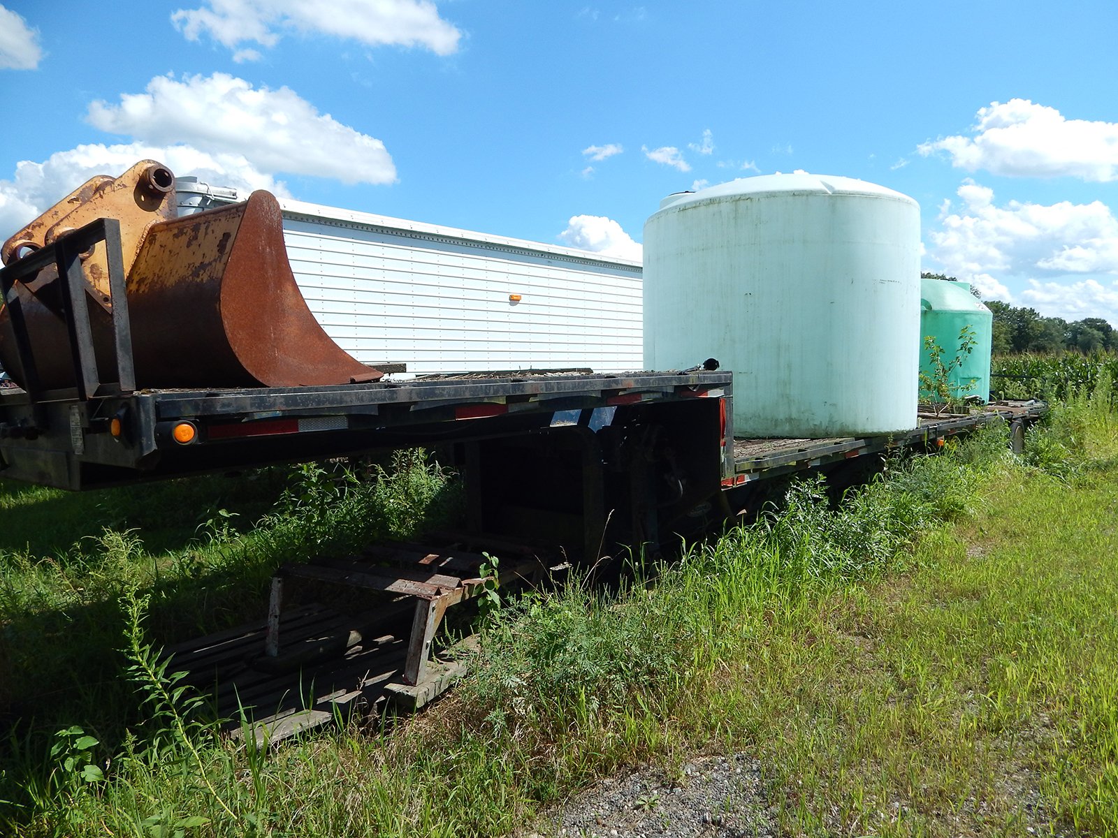 Property photo 18 - ABSOLUTE FARM EQUIPMENT AUCTION IN LAPORTE COUNTY, INDIANA