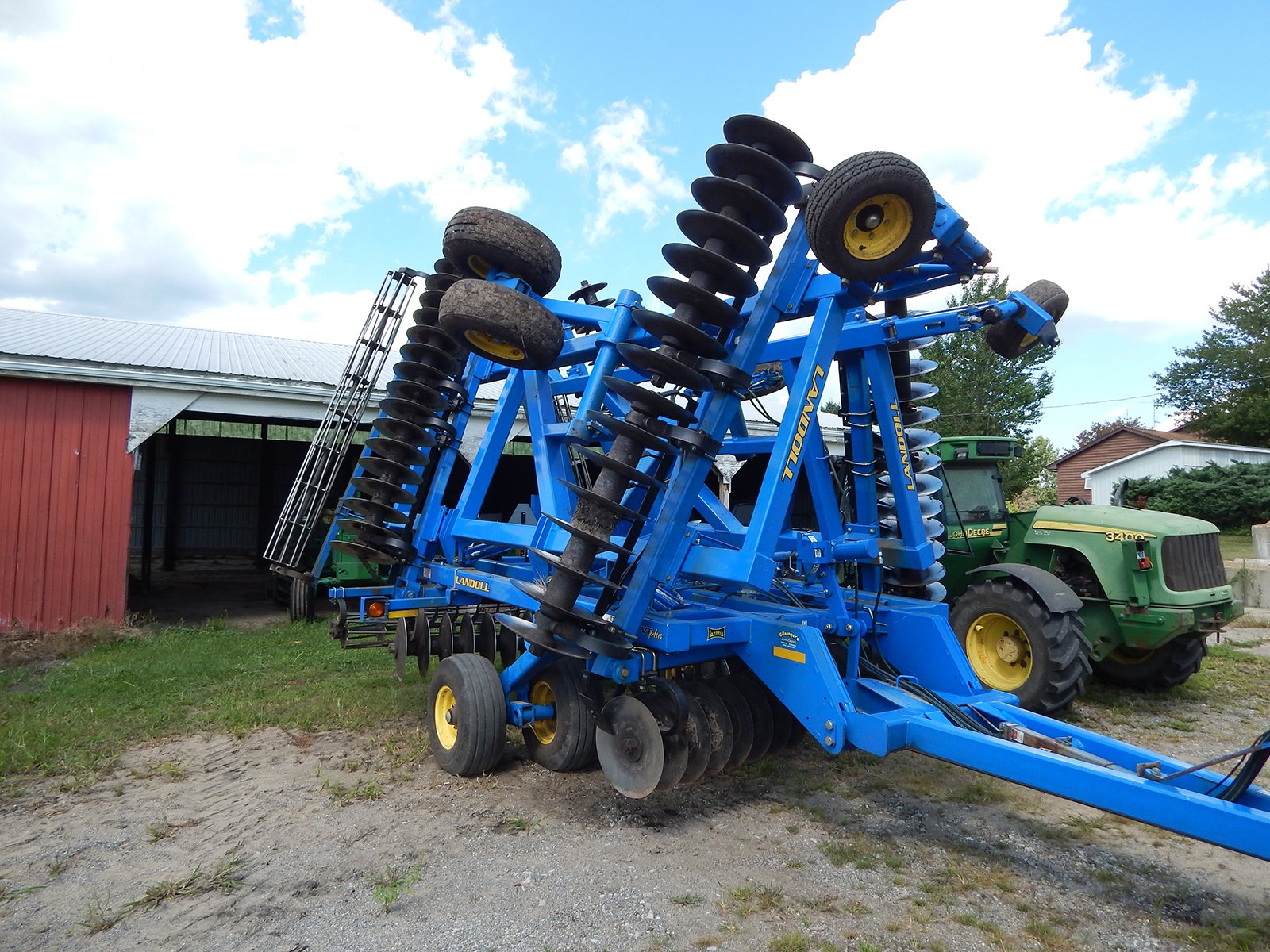 Property photo 8 - ABSOLUTE FARM EQUIPMENT AUCTION IN LAPORTE COUNTY, INDIANA