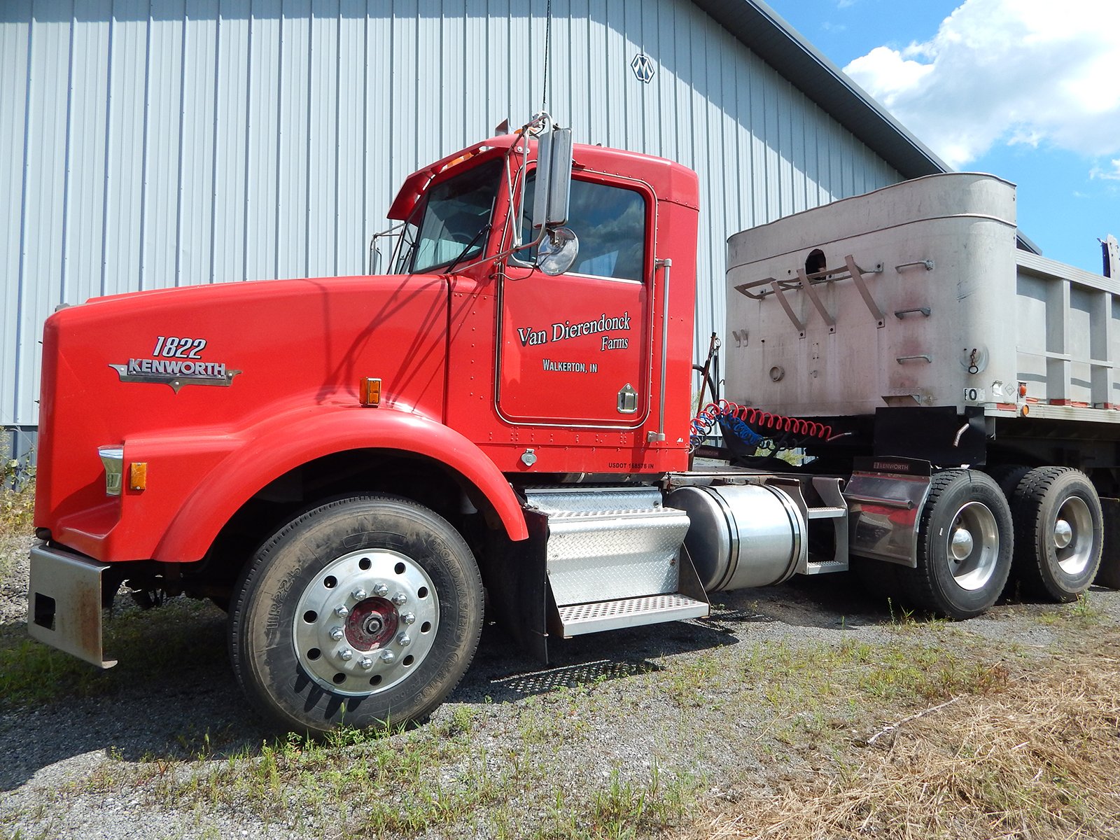 Property photo 4 - ABSOLUTE FARM EQUIPMENT AUCTION IN LAPORTE COUNTY, INDIANA