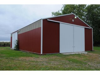 Barn in Van Buren County, Michigan - LAND AUCTION - 300+/- ACRES SPECIALTY CROP - GRAPES AND HOPS - OFFERED IN 8 TRACTS IN VAN BUREN COUNTY, MICHIGAN