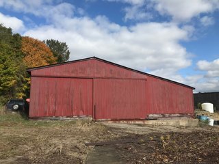 Tract 1 - Barn on a farm in LaGrange County, Indiana - LAND AUCTION - 160+/- ACRES OFFERED IN 9 TRACTS IN LAGRANGE COUNTY, INDIANA