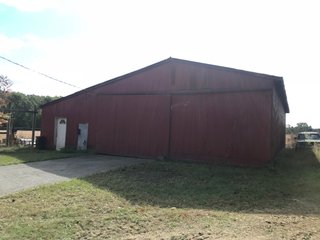 Barn on a farm in LaGrange County, Indiana - LAND AUCTION - 160+/- ACRES OFFERED IN 9 TRACTS IN LAGRANGE COUNTY, INDIANA