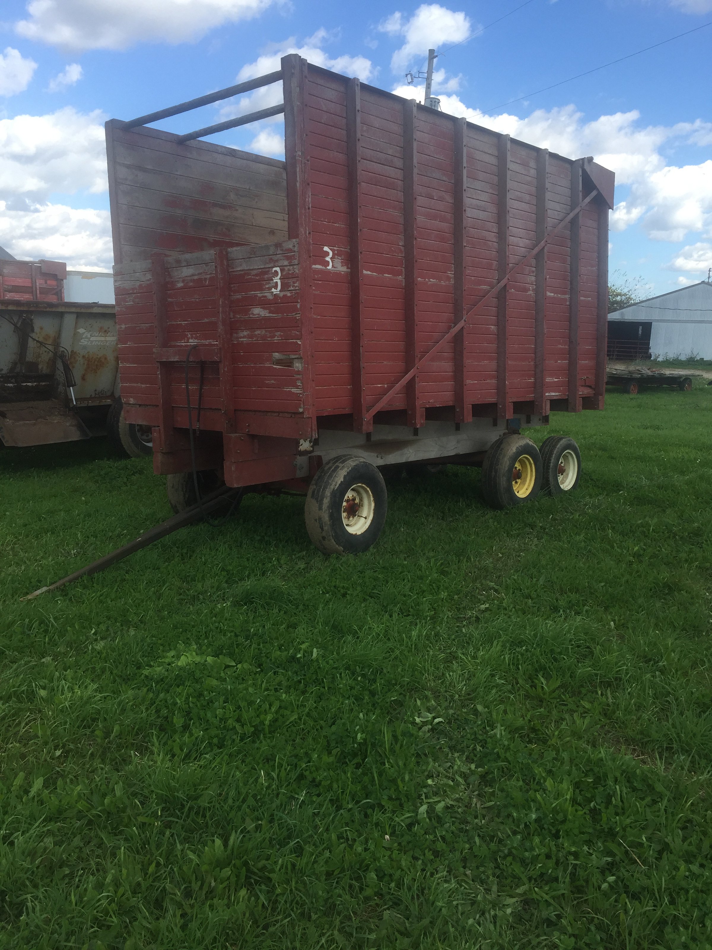 Property photo 121 - FARM EQUIPMENT AUCTION IN SHIAWASSEE COUNTY, MICHIGAN