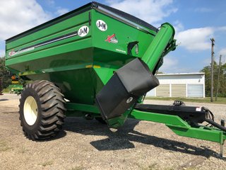 Property photo 1 - FARM EQUIPMENT RETIREMENT AUCTION IN UNION COUNTY, OHIO