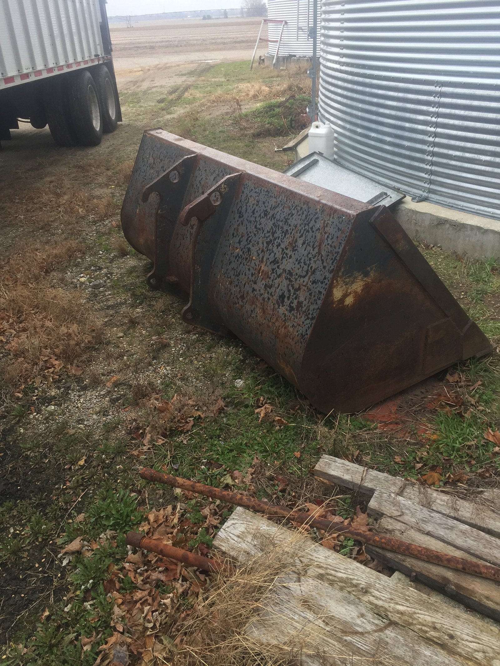 Property photo 33 - FARM EQUIPMENT AUCTION IN ST. JOSEPH COUNTY, MICHIGAN