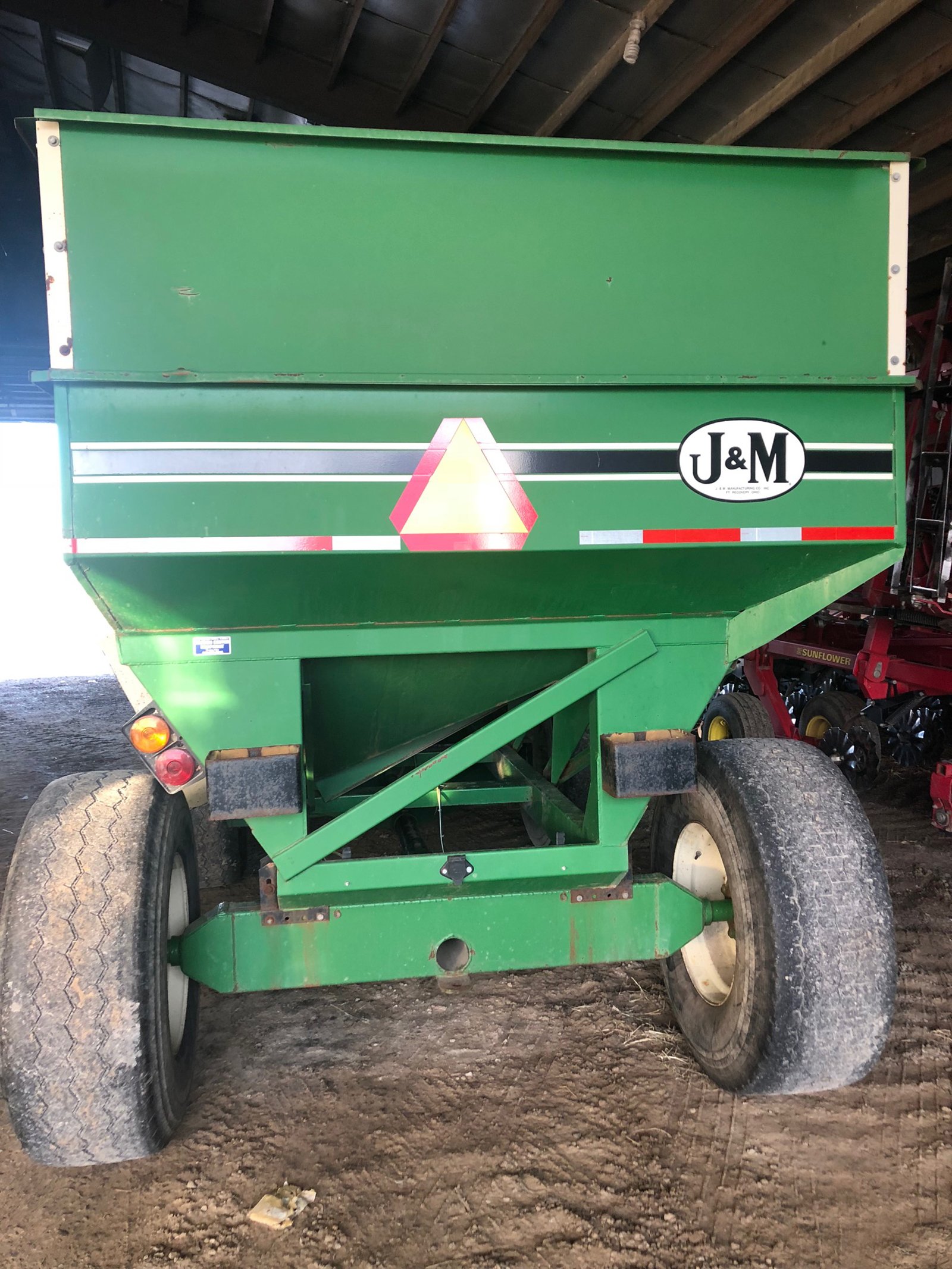 Property photo 38 - FARM EQUIPMENT AUCTION IN DEFIANCE COUNTY, OHIO