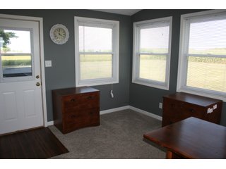Property photo 10 - 3 BEDROOM SINGLE STORY RANCH HOME