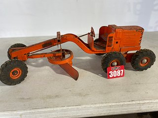 Property photo 25 - TOY & FARM MISC. TIMED ONLINE ONLY AUCTION