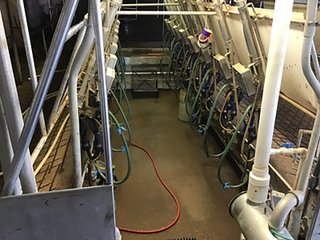 Dairy Facilities in Grant County, Wisconsin - REAL ESTATE AUCTION - 240+/- ACRES OFFERED IN 6 TRACTS IN GRANT COUNTY, WISCONSIN