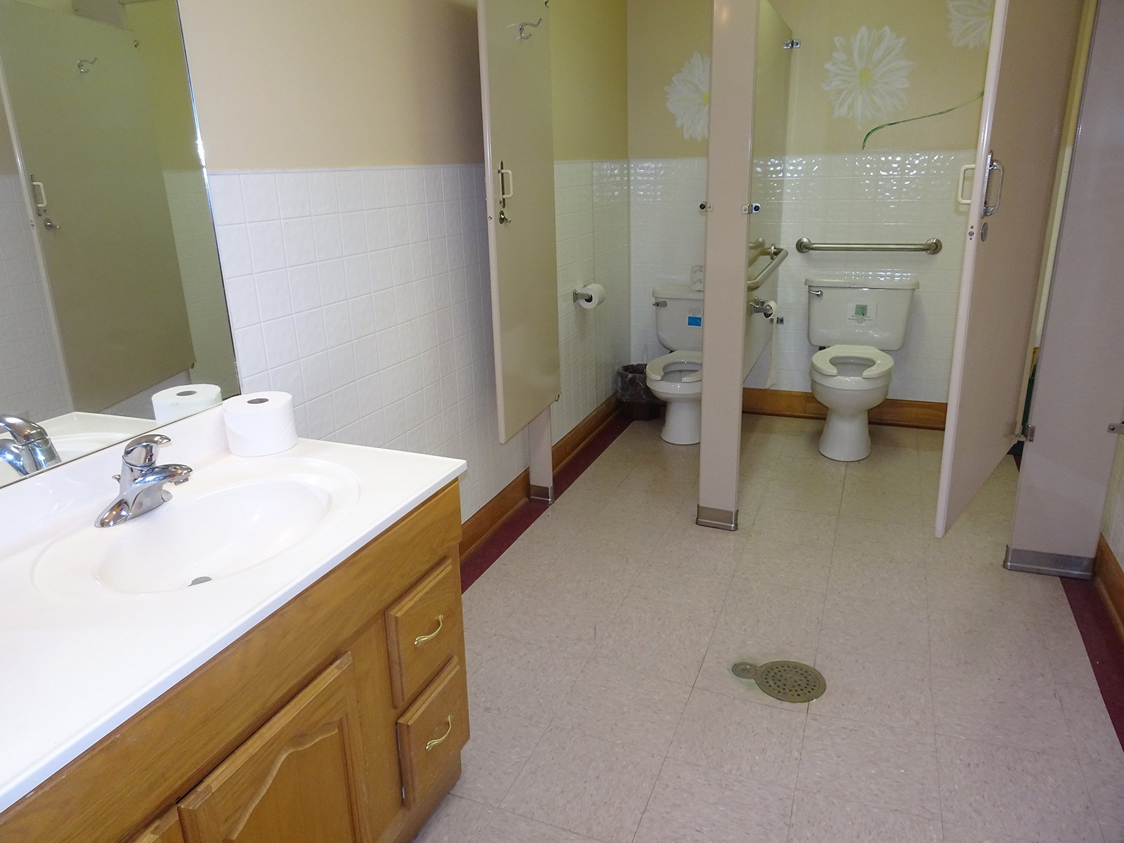 Property photo 10 - SEALED BID AUCTION - 10,000 SQ. FT. BUILDING ON 3.85+/- ACRES IN GRANT COUNTY, INDIANA