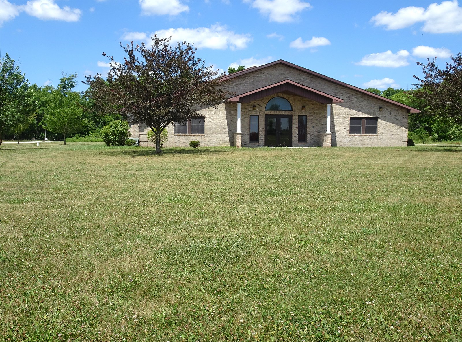 Property photo 7 - SEALED BID AUCTION - 10,000 SQ. FT. BUILDING ON 3.85+/- ACRES IN GRANT COUNTY, INDIANA