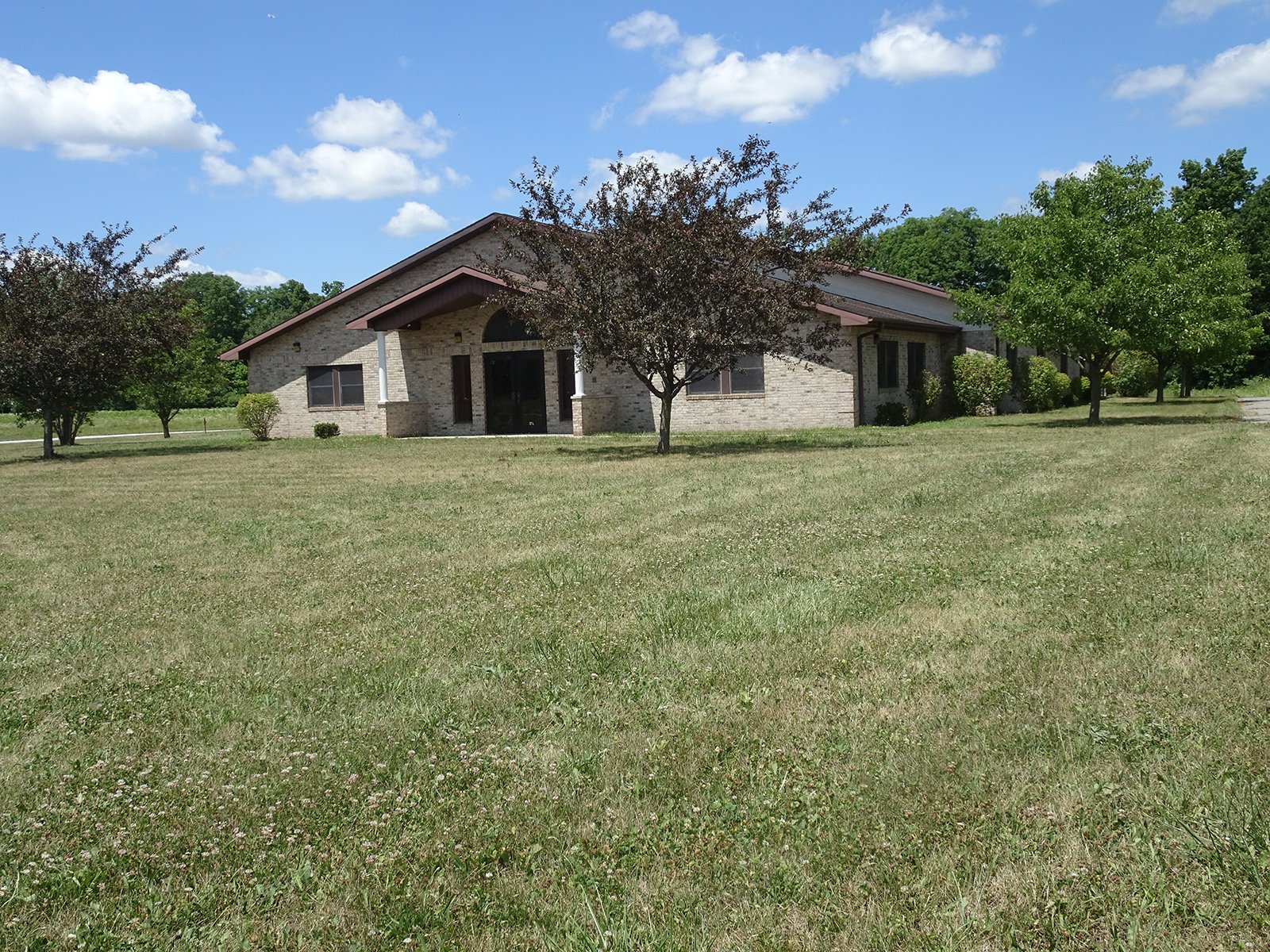 Property photo 2 - SEALED BID AUCTION - 10,000 SQ. FT. BUILDING ON 3.85+/- ACRES IN GRANT COUNTY, INDIANA