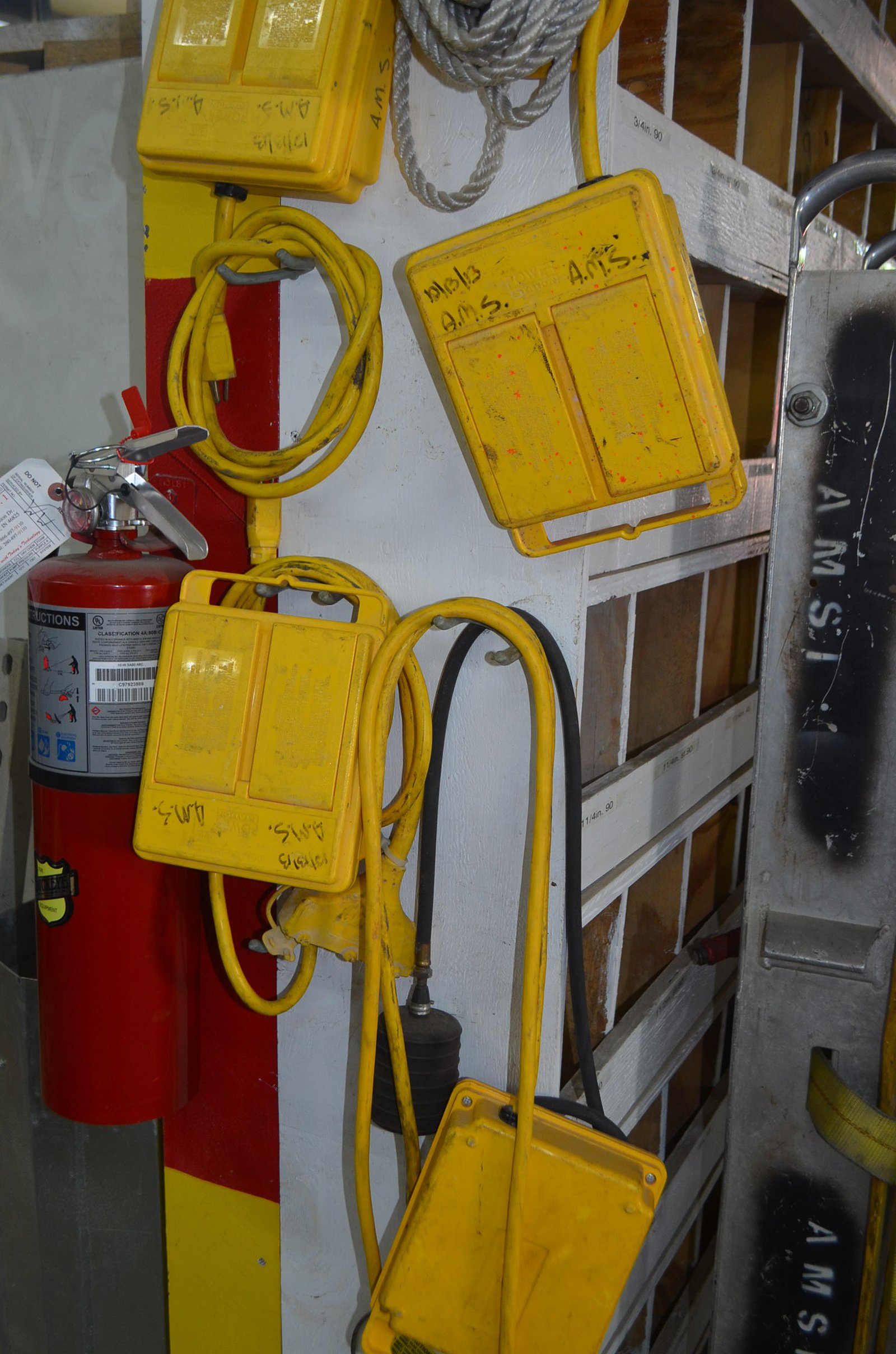 Property photo 100 - MAJOR COMMERCIAL EQUIPMENT & TOOL AUCTION IN ALLEN COUNTY, INDIANA