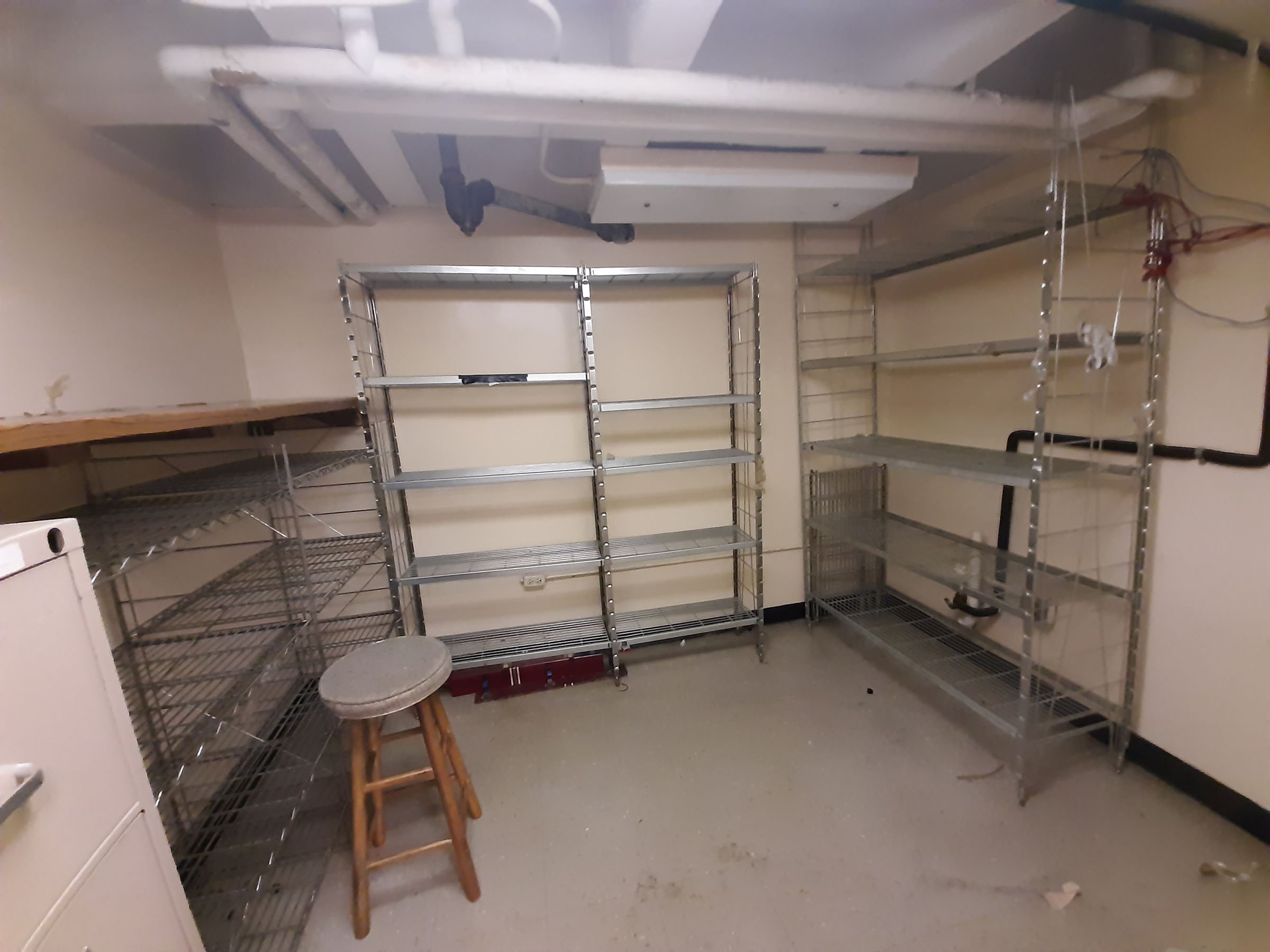 Property photo 30 - TIMED/ONLINE ONLY PORTION - CCHS PERSONAL PROPERTY AUCTION IN WHITLEY COUNTY, INDIANA