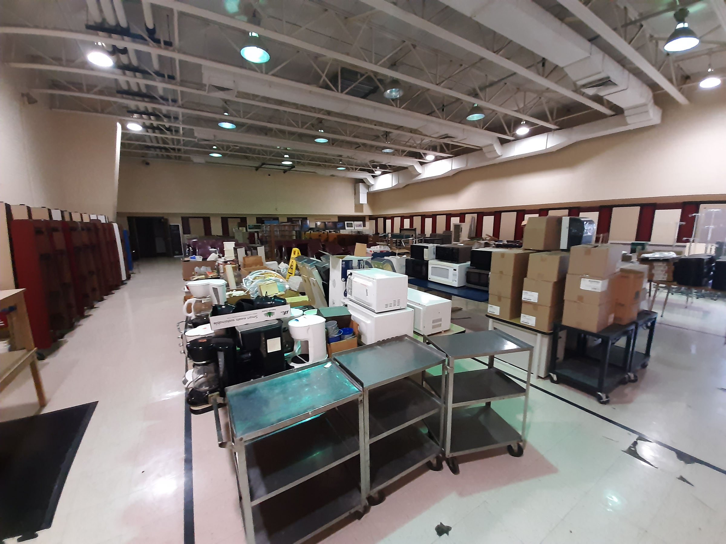 Property photo 26 - TIMED/ONLINE ONLY PORTION - CCHS PERSONAL PROPERTY AUCTION IN WHITLEY COUNTY, INDIANA