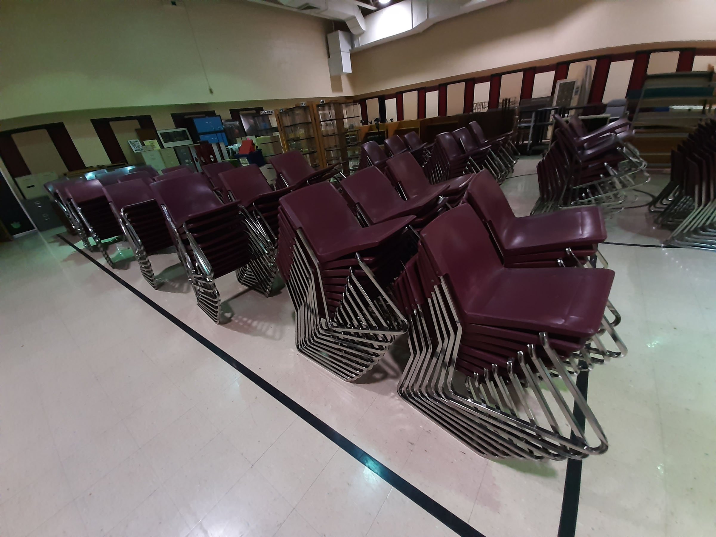 Property photo 18 - TIMED/ONLINE ONLY PORTION - CCHS PERSONAL PROPERTY AUCTION IN WHITLEY COUNTY, INDIANA