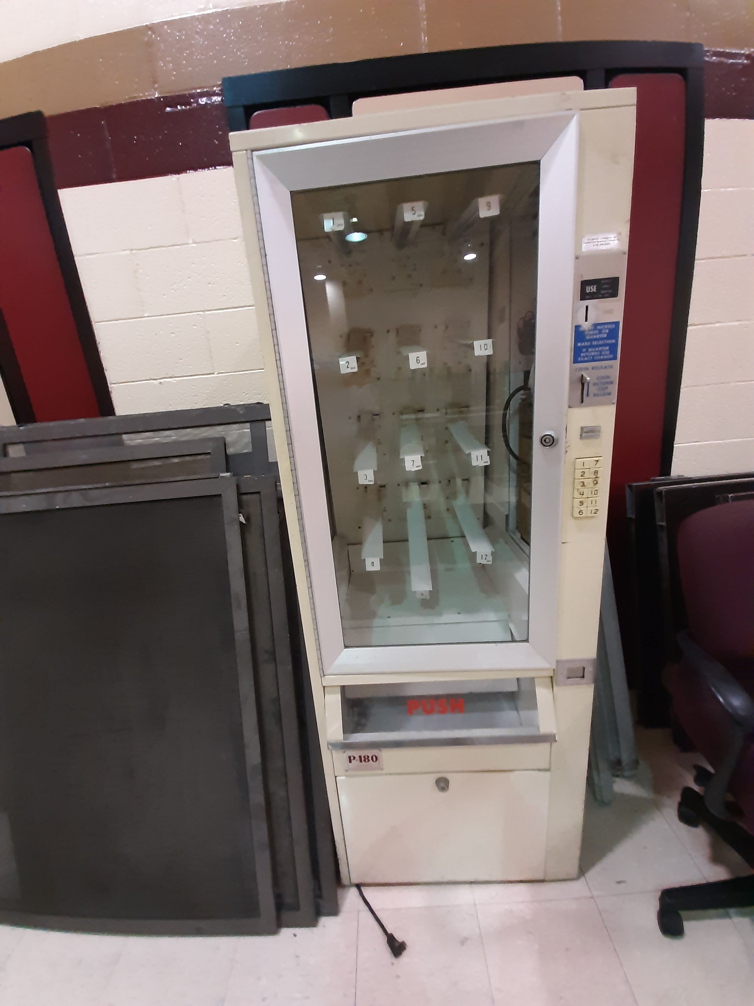 Property photo 1 - TIMED/ONLINE ONLY PORTION - CCHS PERSONAL PROPERTY AUCTION IN WHITLEY COUNTY, INDIANA