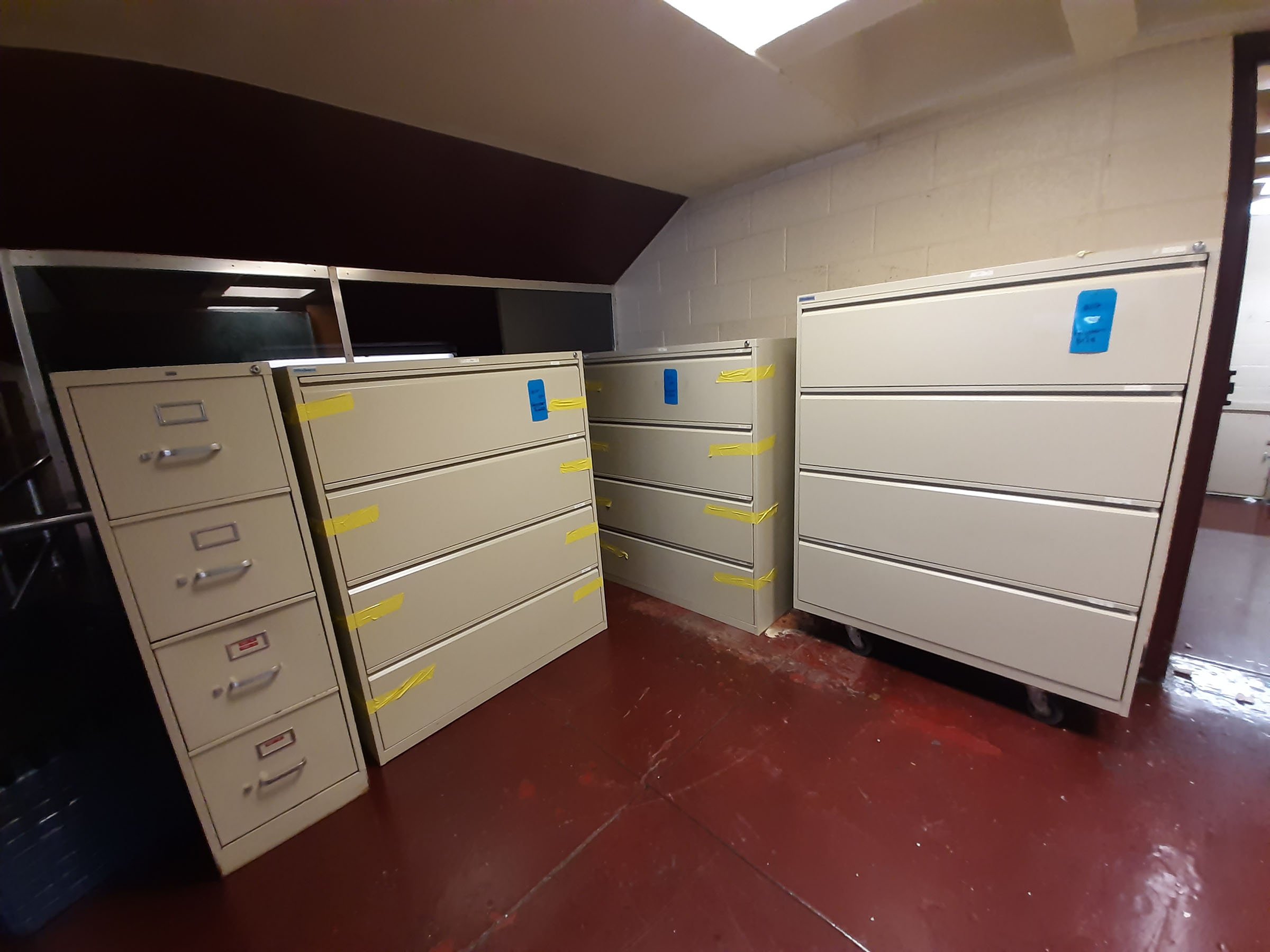 Property photo 8 - TIMED/ONLINE ONLY PORTION - CCHS PERSONAL PROPERTY AUCTION IN WHITLEY COUNTY, INDIANA