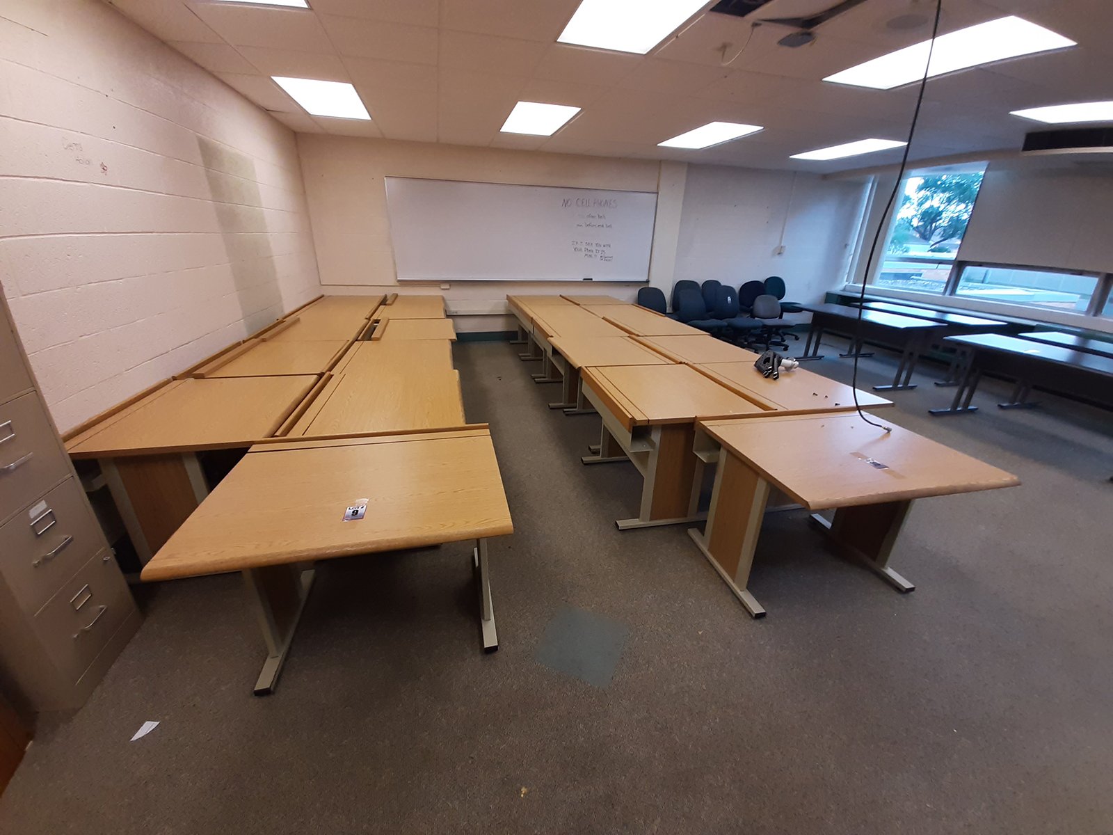 Property photo 6 - TIMED/ONLINE ONLY PORTION - CCHS PERSONAL PROPERTY AUCTION IN WHITLEY COUNTY, INDIANA