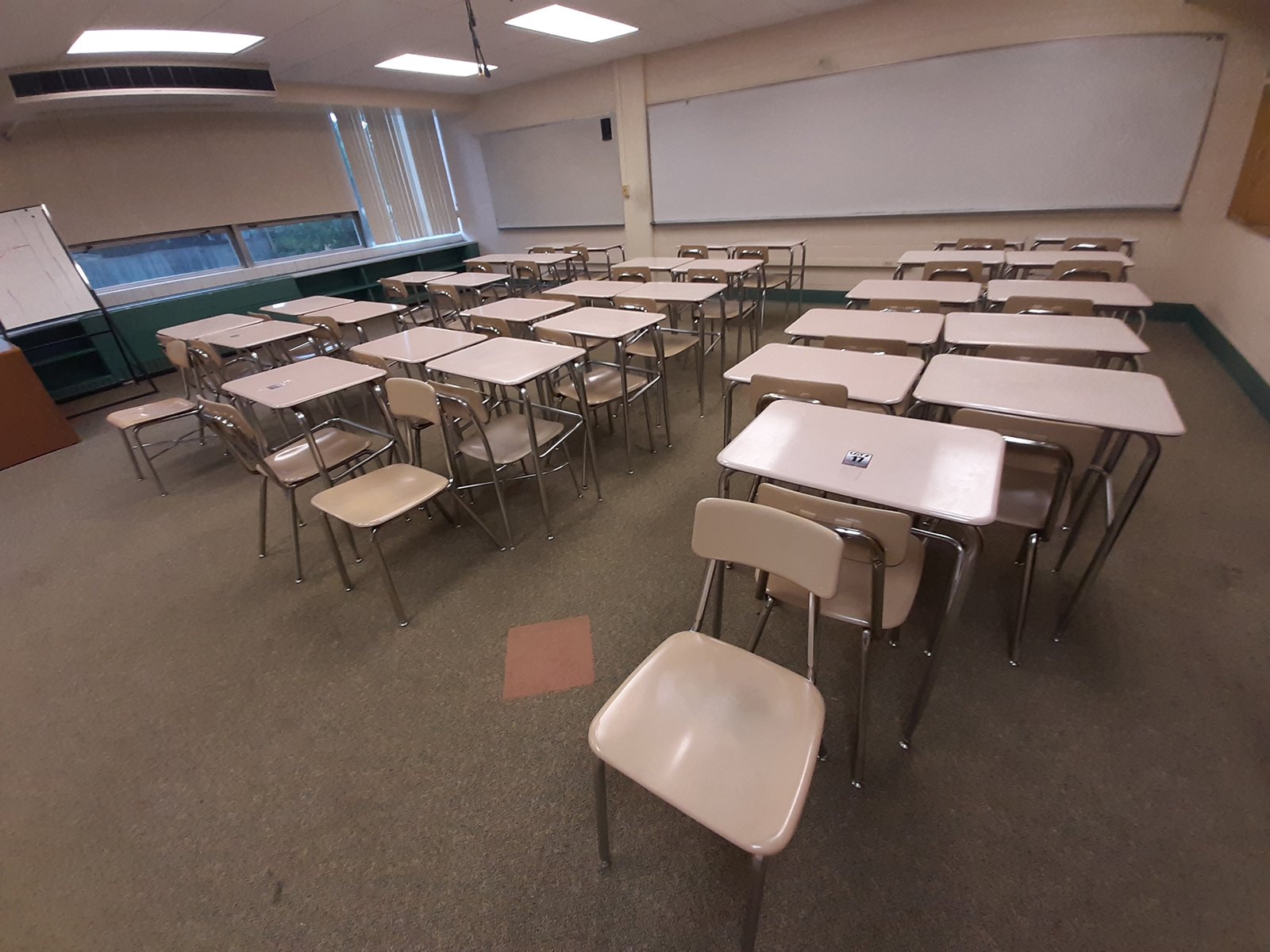 Property photo 7 - TIMED/ONLINE ONLY PORTION - CCHS PERSONAL PROPERTY AUCTION IN WHITLEY COUNTY, INDIANA