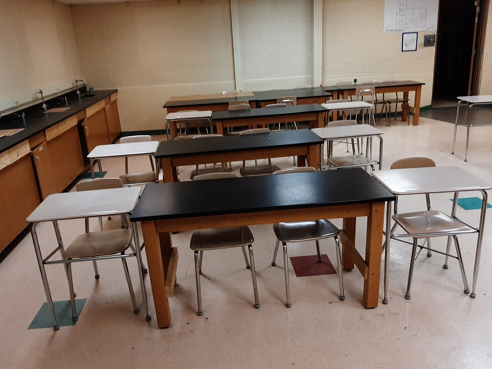 Property photo 5 - TIMED/ONLINE ONLY PORTION - CCHS PERSONAL PROPERTY AUCTION IN WHITLEY COUNTY, INDIANA