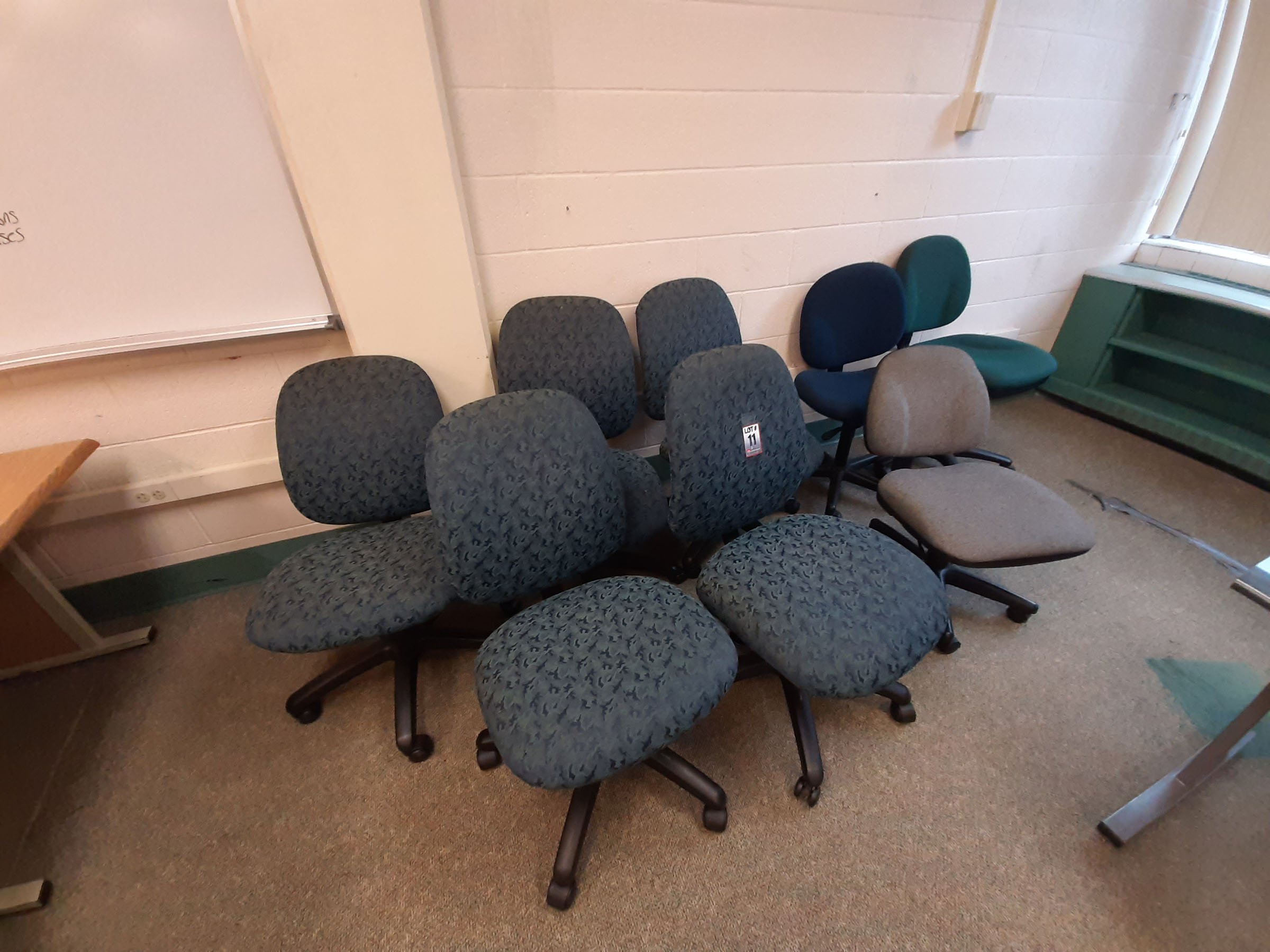Property photo 11 - TIMED/ONLINE ONLY PORTION - CCHS PERSONAL PROPERTY AUCTION IN WHITLEY COUNTY, INDIANA