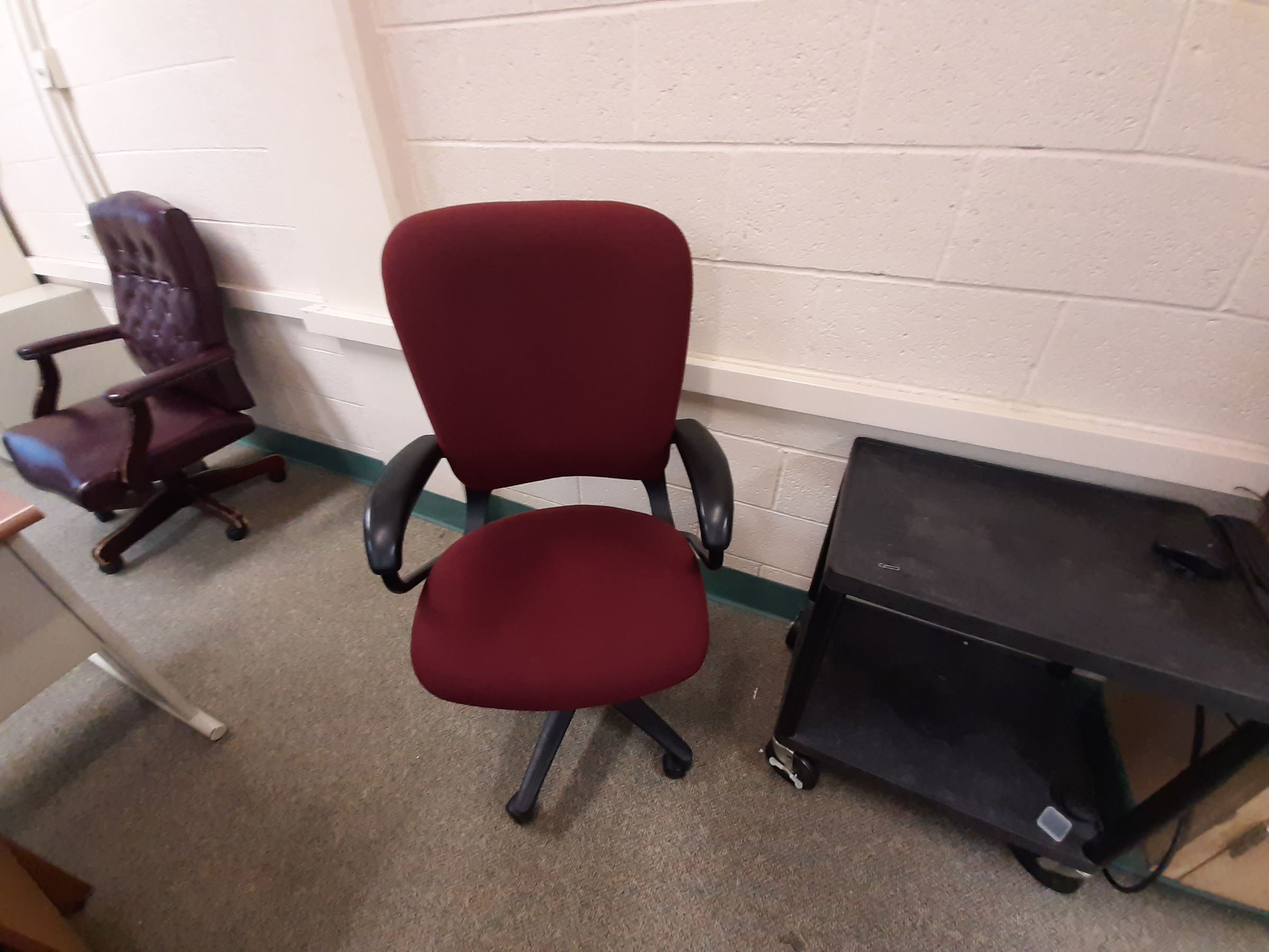 Property photo 30 - TIMED/ONLINE ONLY PORTION - CCHS PERSONAL PROPERTY AUCTION IN WHITLEY COUNTY, INDIANA