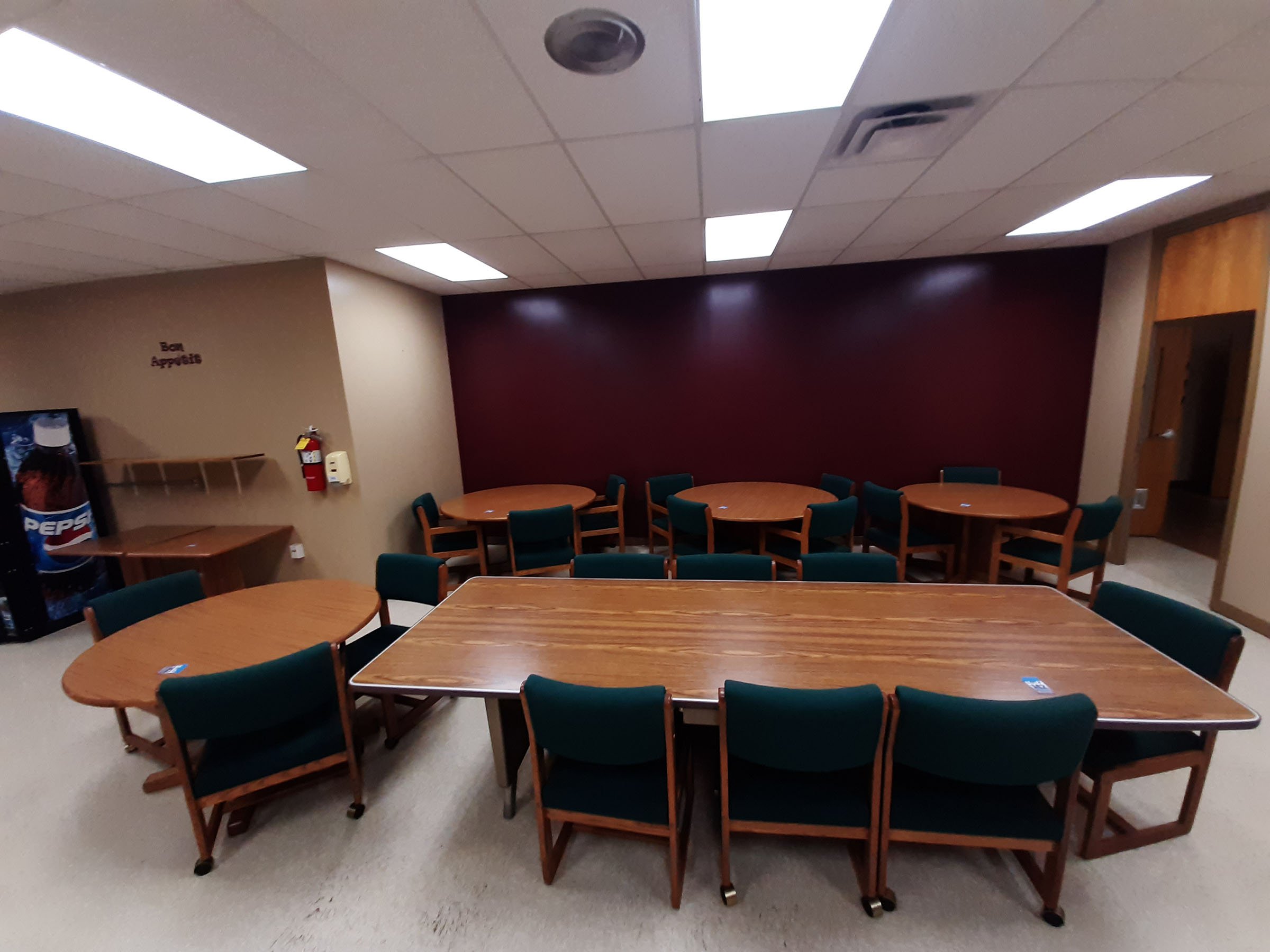 Property photo 18 - TIMED/ONLINE ONLY PORTION - CCHS PERSONAL PROPERTY AUCTION IN WHITLEY COUNTY, INDIANA