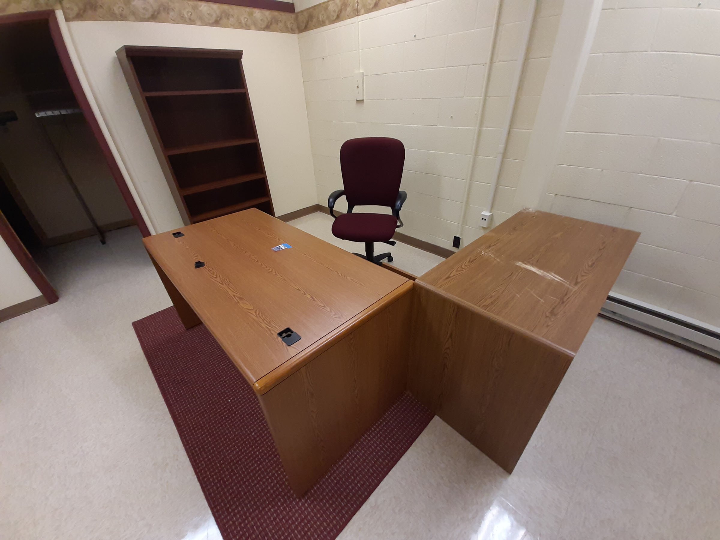 Property photo 17 - TIMED/ONLINE ONLY PORTION - CCHS PERSONAL PROPERTY AUCTION IN WHITLEY COUNTY, INDIANA