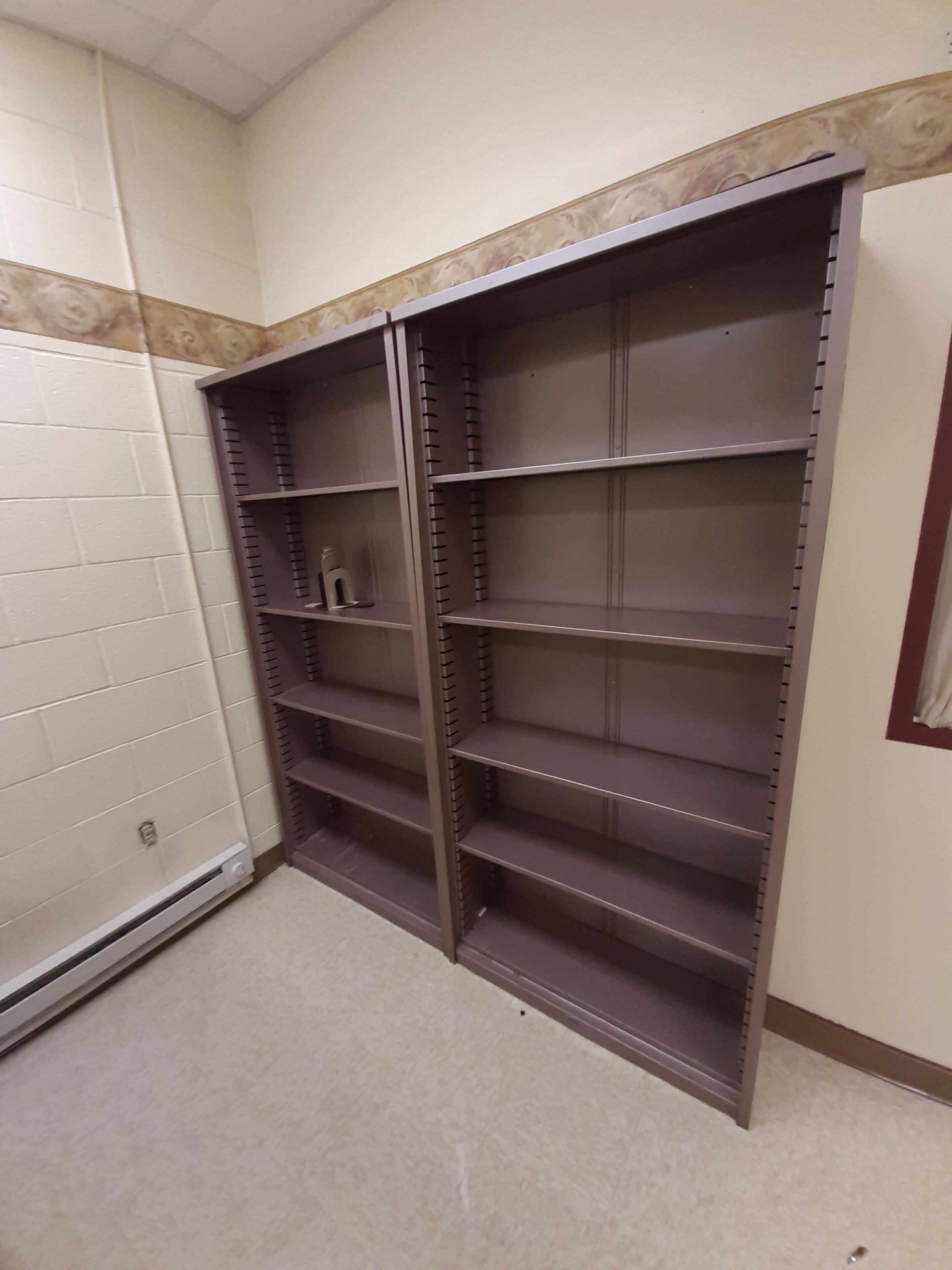 Property photo 1 - TIMED/ONLINE ONLY PORTION - CCHS PERSONAL PROPERTY AUCTION IN WHITLEY COUNTY, INDIANA