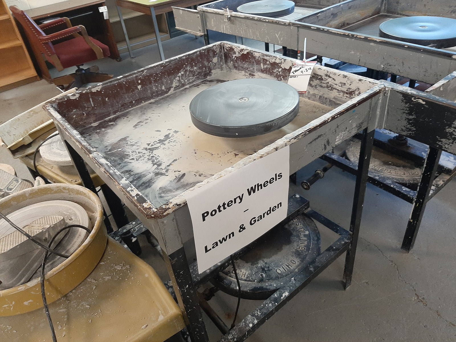 Property photo 93 - LIVE/ONLINE - CCHS PERSONAL PROPERTY AUCTION IN WHITLEY COUNTY, INDIANA
