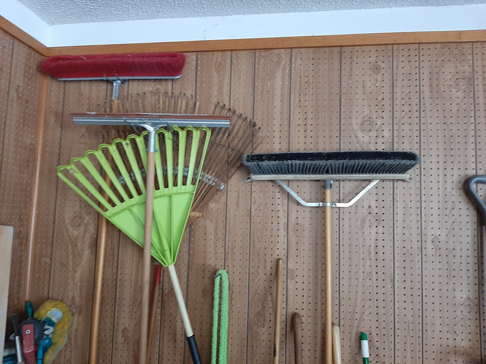 Property photo 103 - ONLINE ONLY PERSONAL PROPERTY AUCTION
