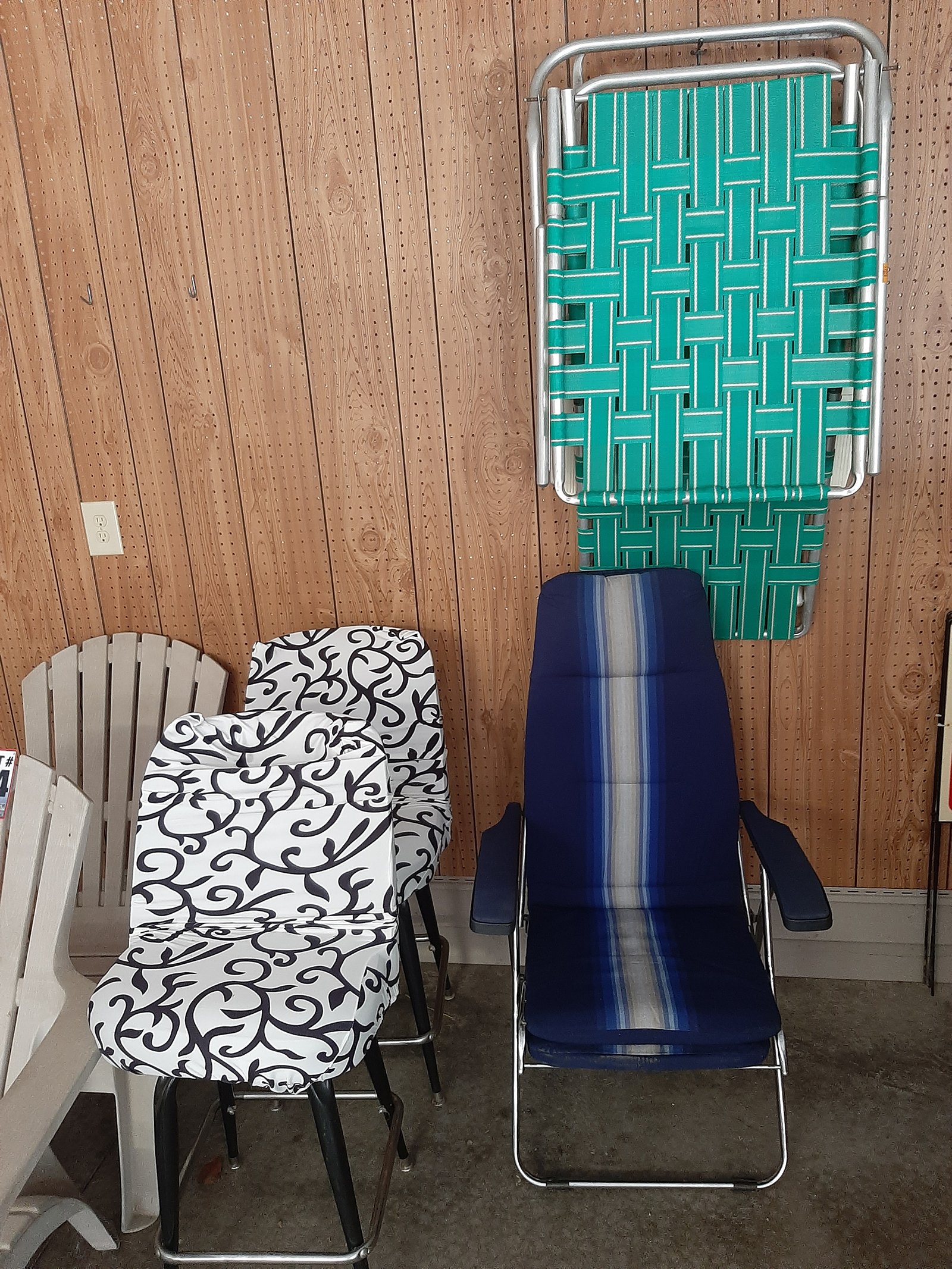 Property photo 105 - ONLINE ONLY PERSONAL PROPERTY AUCTION