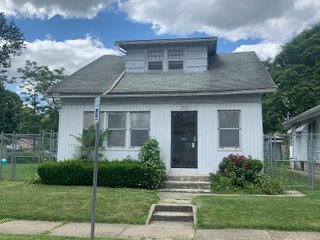 Home in Allen County, Indiana - REAL ESTATE AUCTION IN ALLEN COUNTY, INDIANA