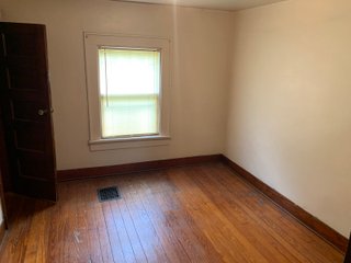 Home in Allen County, Indiana - REAL ESTATE AUCTION IN ALLEN COUNTY, INDIANA