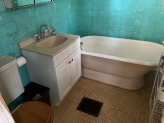 Home in Allen County, Indiana - REAL ESTATE AUCTION IN ALLEN COUNTY, INDIANA