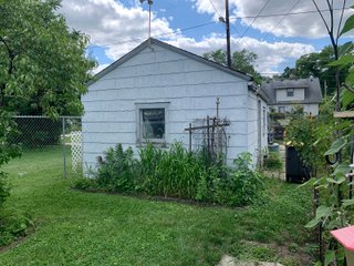 Home in Allen County, Indiana - REAL ESTATE AUCTION IN ALLEN COUNTY, INDIANA