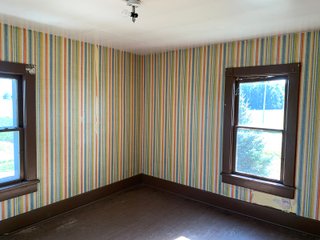Inside of Brick Home in Allen County, Indiana - REAL ESTATE AUCTION - 3.5+/- ACRES & BRICK FARMHOUSE IN ALLEN COUNTY, INDIANA