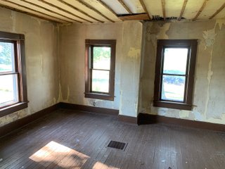 Inside of Brick Home in Allen County, Indiana - REAL ESTATE AUCTION - 3.5+/- ACRES & BRICK FARMHOUSE IN ALLEN COUNTY, INDIANA